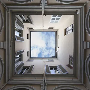 Apartment Affrescato 180mq In Palazzo Del 600 A, Mantova